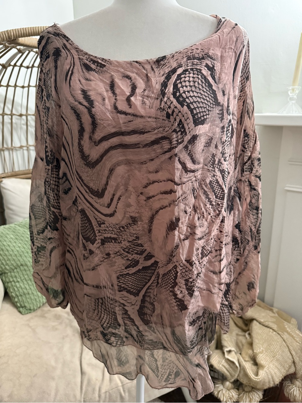 Made In Italy Silk Abstract Snake Print Asymmetrical Tunic Blouse